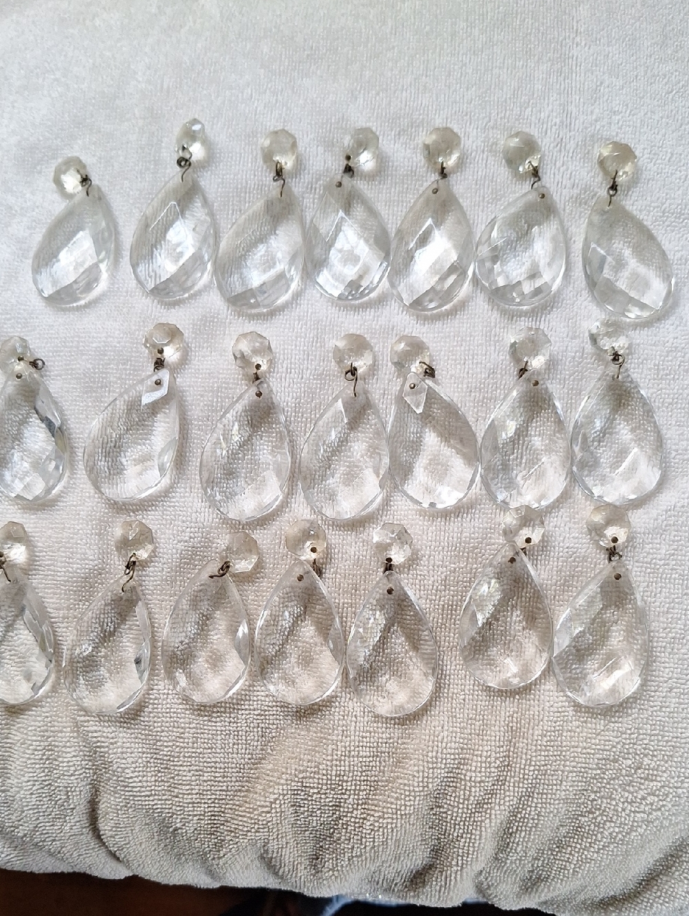 Large Vintage Teardrop Chandelier   Prism (Set Of 21)